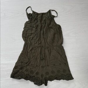 Mossimo Supply Co. Khaki Sleeveless Outfit